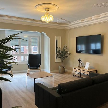 Vtz El Balcon De Conde De Aranda III Apartment Zaragoza Luaran gambar