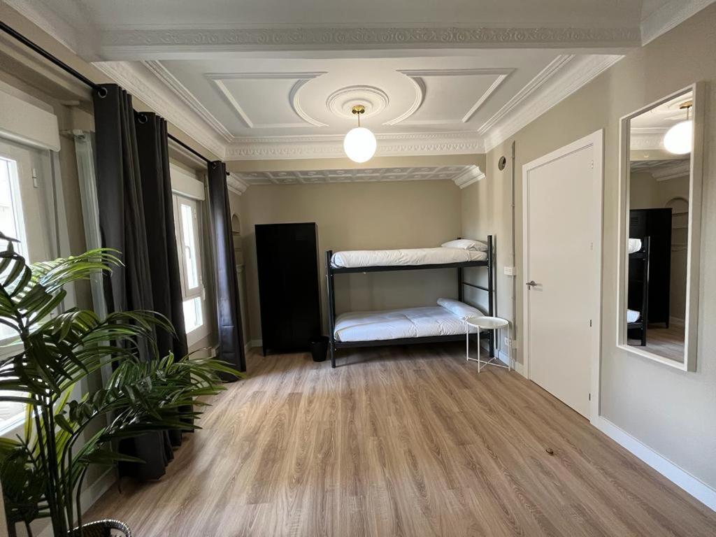 Vtz El Balcon De Conde De Aranda III Apartment Zaragoza Luaran gambar