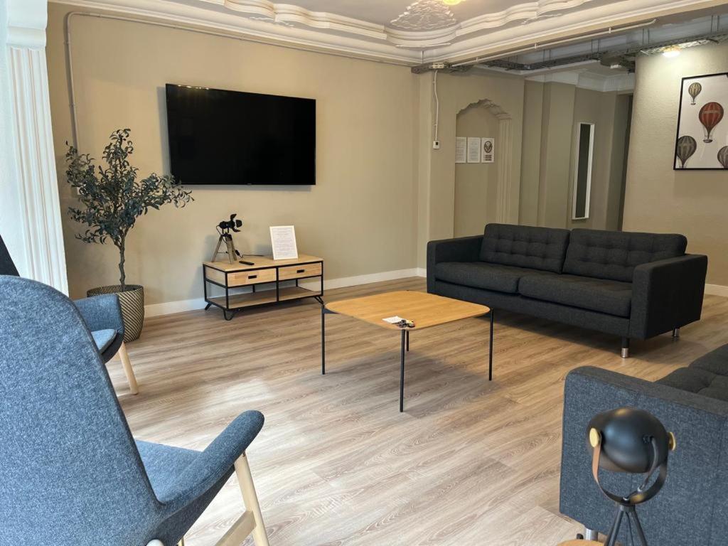 Vtz El Balcon De Conde De Aranda III Apartment Zaragoza Luaran gambar